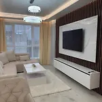 Rich Апартамент *